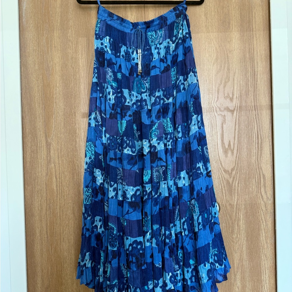 Blue Patchwork Pleated Skirt